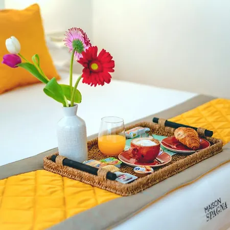 Maison Spagna Konukevi