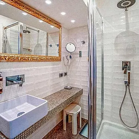 Maison Spagna ゲストハウス 4*